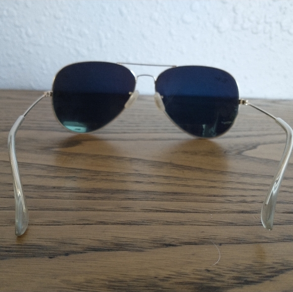 Ray Ban Mirror Lens Aviators - Picture 2 of 5